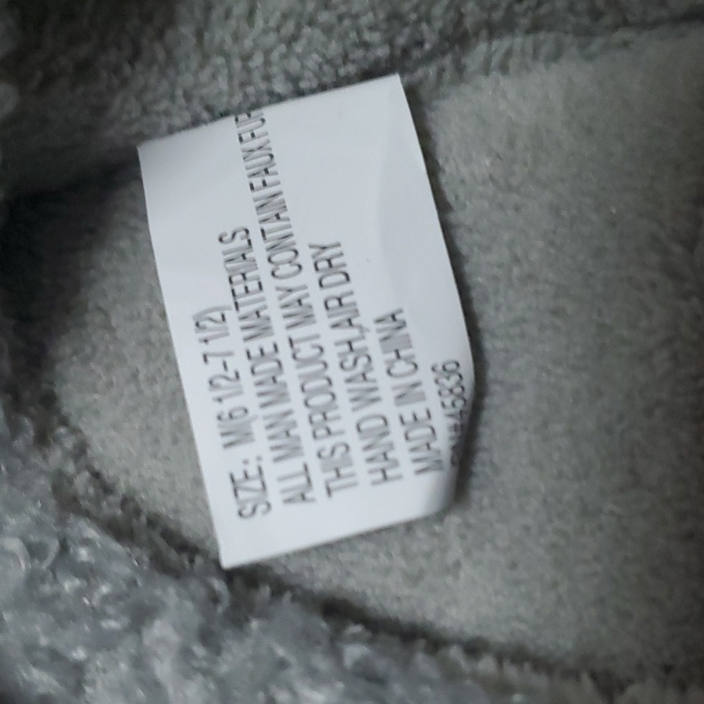 NWT Lola Ying Yang House Slippers - Picture 4 of 4